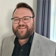 It's celebrations all round for OGL's Stacey Reece as she celebrates 20  years at OGL (& also a birthday this week!) 🍾👏 I'm sure you'll all join  me in congratulating her... As