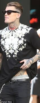 Stephen James Flashes Body Tattoos And Taught Frame As Hysterical Fans Besiege Him In Perth Daily Mail Online