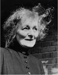 Maud Gonne In Old Age Late 1940s Or Early 1950s Portrait Female Poets Maud