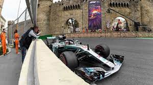 Max verstappen will start sunday's azerbaijan grand prix as formula one world championship leader for the first time but also with his red bull under close technical scrutiny. Azerbaijan F1 Grand Prix 2018 Chaotic Baku Gp Victory Lands In Lewis Hamilton S Lap Marca In English