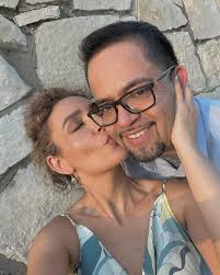 Pahola Marino (oficial)