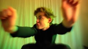 We would like to show you a description here but the site won't allow us. Majo Seman Legs Like Chicken Official Music Video Youtube