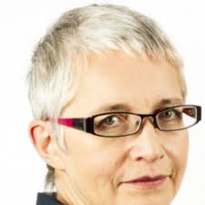 Suzanne DE CHEVEIGNÉ