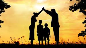 Familia, historical designation for a medieval household. Familia Fortaleza Familias Fortes Economia Forte Filhos Casamento International Youth Coalition