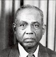 Lonnie Grant's Instagram, Twitter & Facebook