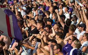 Austria wien scored their second goal and rapid fans started pitch invasion. Fk Austria Wien Geschutzter Derby Vorverkauf Lauft