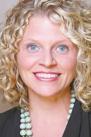 Josie Pagan's Instagram, Twitter & Facebook