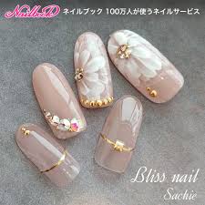 ブライダルネイル nail nailart nails manicure ネイルデザインを探すならネイル数no 1のネイルブック elegantnails mong tay hoa cuc mong chan