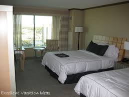 Guests will find beautiful rooms, which overlook the surrounding mountains and have air conditioning, tea and train stations. Mgm Grand Las Vegas Is One Of Our Favorite Resort Casino Properties In Las Vegas