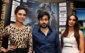 Esha gupta was born on november 28, 1985 in new delhi, india. Bipasha Basu Esha Gupta And Emraan Hashmi Promote Raaz 3 In Dubai Gulfnews Gulf News