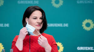 With this nomination, baerbock became . Annalena Baerbock Soll Kanzlerkandidatin Der Grunen Werden Rbb24