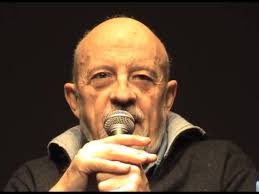 Extrait de "Luc Moullet (Éric Pauwels et Jeon Soo-Il) à Manosque I" (2001)  par Gérard Courant