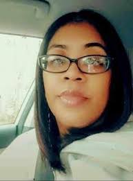 Ebony Carroll's Instagram, Twitter & Facebook