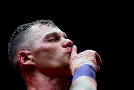 Bare-knuckle boxers show off gruesome injuries after London show