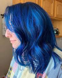 Coraline Inspired Deep Blue Hair Hair Prelightened Using Schwartzkopf Blondme Lightener Toned Using Guy Tang Arctic Fox Hair Color Deep Blue Hair Blue Hair