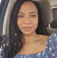 The most threatening room in the world. That "poof" machine is the stuff of  nightmares. 😭🤓