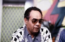 Boncompagni maakte zijn televisiedebuut in 1977 als presentator van de muzikale variant discoring. Barbara Boncompagni Pazzesco Mio Padre Non E La Rai Era Un Modo Per Non Invecchiare