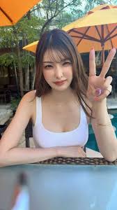 她穿黑丝、高跟鞋=致命武器！佐野由真：这谁能抵挡啊！_搜狐网