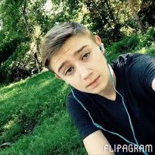 Logan Larkin (@__LOGAN__2001)