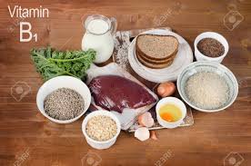 Nov 23, 2020 · what is thiamine? Nahrungsmittel Hochste In Thiamin Vitamin B1 Aufsicht Lizenzfreie Fotos Bilder Und Stock Fotografie Image 53650168