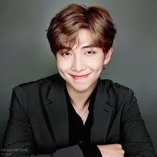 Trek ini diproduseri pdogg serta tiga anggota bts: Profil Rm Bts Kapanlagi Com