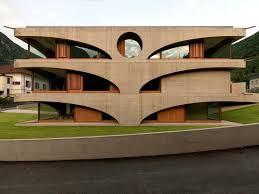 Schoolhouse In Grono By Raphael Zuber Architecture Architecture Exterior Amazing Architecture