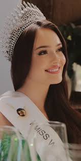 Jamaica's Toni-Ann Singh sang her way into the top 40 of the Miss World  competition yesterday. Read more here:  http://jamaica-gleaner.com/article/entertainment/20191211/jamaica-advances-miss-world-final  #GLNREnt