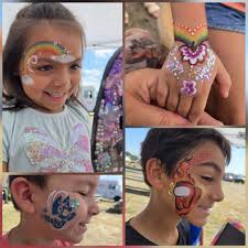 My cousin came to visit me while I was painting at a Market in New  Braunfels and I got to meet his lovely family for the first time 🥹 Always  a good