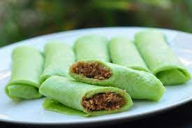 Didihkan air dalam 2/3 bekas kukusan. Resepi Kuih Ketayap