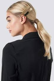 If you're trying out a new job interview hairstyle, do a trial run ahead of time so you're happy this is an easy look to style: 24 Best Hairstyle For Job Interview Ideas Job Interview Hairstyles Interview Hairstyles Job Interview