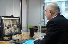 Ο δεύτερος γάμος με τη δάφνη λάλα και τα παιδιά τους. Nikos Dendias Ypoyrgos Gia Eidikes Apostoles Apo To Kynhgi Ths Xryshs Ayghs Sto Leyko Palati Toy Erntogan