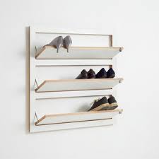 Modern eiche schuhregal von 2 bis 4 regalen erhältlich from tidyboy.de. Schuhschrank Alle Hersteller Aus Architektur Und Design Videos
