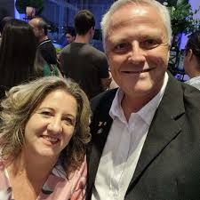 Prefeitura de Foz lamenta morte de Débora Engel, esposa do secretário de  Segurança