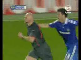 Michael ballack hit out at the refereeing during chelsea's defeat to barcelona in the champions league. Michael Ballack Vs Referee Tom Henning In Extra Time Youtube