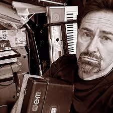 Hi everyone, Andy recently refurbished his rehearsal space and to make room  for all his stuff he's had a good clear out of things he's collected over  the past 35 years of