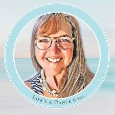 Donna Aultman's Instagram, Twitter & Facebook