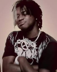 Kiara Carson's Instagram, Twitter & Facebook