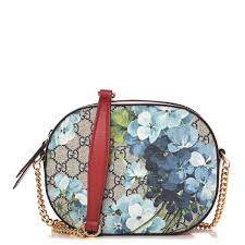 Gucci blooms gg supreme baby coated canvas shoulder bag ($950) ❤ liked on polyvore featuring bags and multicoloured. Gucci Gg Supreme Monogram Blooms Print Mini Chain Bag Blue 307739 Fashionphile