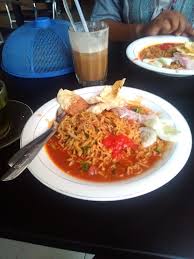 Perbedaan komposisi rempah ditiap daerah juga menghasilkan makanan enak dengan cita rasa berbeda yang akan membuat lidah setiap orang yang mencicipinya ketagihan. Enak Di Mulut Sakit Di Perut Steemit