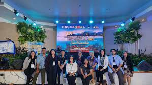 SU IEMS faculty and students present aquatic biodiversity research at  scientific convention