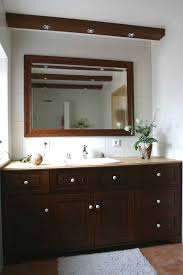 Durch einen neuen waschtisch kann das badezimmer einen ganz anderen look bekommen. Grosser Waschtisch Mobel Nach Mass Waschtisch Einbauschrank