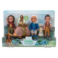 Et les dragons ne sont pas le seul élément puisé dans la culture et tradition sud asiatique. Ensemble Cadeau 6 Pouces Histoire De Kumandra Du Film De Disney Raya Et Le Dernier Dragon Notre Exclusivite Toys R Us Canada