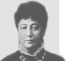 Eloise Haake's Instagram, Twitter & Facebook