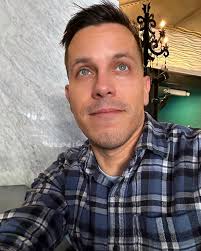 Bryan Robles (@bryguydc) • Instagram photos and videos