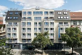 Das holiday inn berlin city east side liegt 2,8 km vom alexanderplatz, 8.3 km vom kurfürstendamm und 4,6 km vom potsdamer platz entfernt. Nh Berlin City Ost Ab 52 7 5 Bewertungen Fotos Preisvergleich Tripadvisor