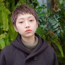 セシルカットでベリーショートに個性をプラス 大人可愛いヘアスタイル特集 folk セシルカット ピクシーヘアカット ピクシーカット