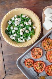 Roasted Tomato Mozzarella And Spinach Quiche Recipe 2 Spinach Quiche Recipes Quiche Recipes Roasted Tomatoes