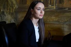 Она не пожалела, ведь быстро завоевала статус звезды украинского кино. Kseniya Mishina Rabotniki Tv