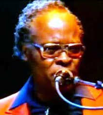 Leonard Caston's Instagram, Twitter & Facebook