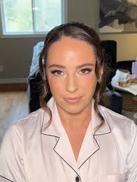 Timeless bridesmaid makeup 💕. #519london #londonontario #bridalmakeup  #bridesmaids #weddingmakeup #bridalmakeupartist #gta #gtamakeupartist  #wedding